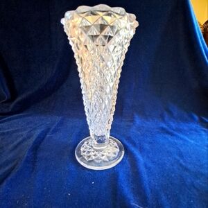 Vintage Indiana Glass Diamond Point Bud Vase